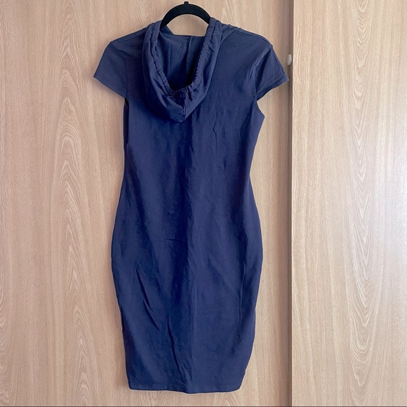 Sleeveless Hoodie Dress - Picture 2 of 2